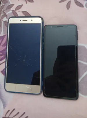 Samsung/huawei phones both for 7 riyals