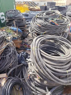 شراء سكراب داخل الرياض  حديد الومنيوم نحاس ستيل كلادينج معدات