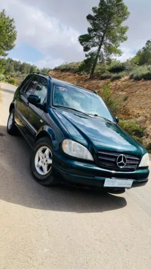 نوع مرسيدس بنز عرض نادر امريكياً سليما زواق دار