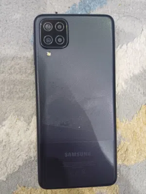 Samsung Galaxy A12للبيع جلكسي منظورر فقط اللي اعلم عنه يبي له تبديل شاشه فقط