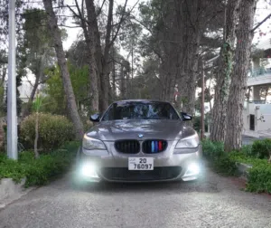 BMW E60  الرمش للبيع