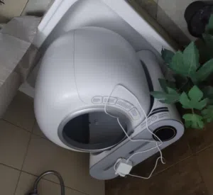 Self cleaning electric smart litter box