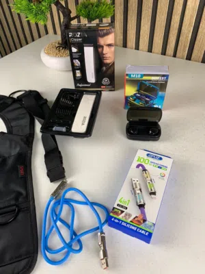 SUPER PACK 4 IN 1 طقم سماعات + ماكنة حلاقة + كابل شحن + صاكوشة