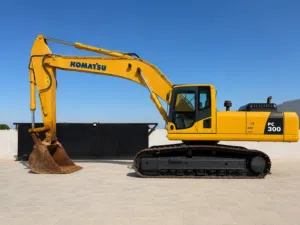 حفارة كوماتسو PC300-8 موديل 2014 خليجي KOMATSU GCC