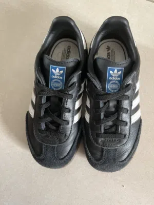 Adidas  samba shoes