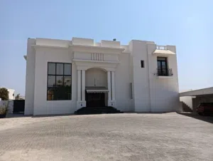 750-m2-5-bedrooms-villa-for-sale-in-muscat-qurm