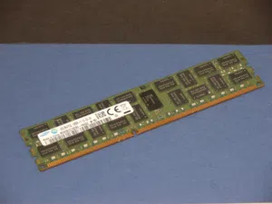 SAMSUNG 16GB - M393B2G70DB0-YK0Q2 DDR3-1600 PC3L-12800R Server RAM  ***تعمل على اجهزة السيرفر/الخوا