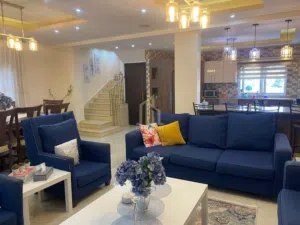 192 m2 3 Bedrooms Apartments for Sale in Amman Jabal Amman