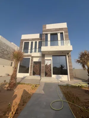 380 m2 More than 6 bedrooms Villa for Sale in Abu Dhabi Al Shawamekh