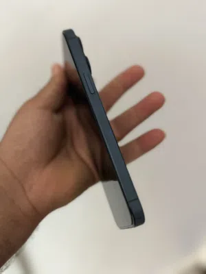 ايفون للبيع