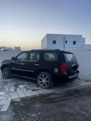 للبيع كادليك سكراب كل شي فيها شغال