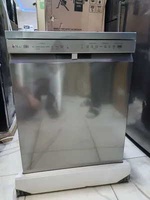 LG . 14+ Place Settings . New0