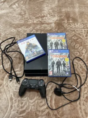 للبيع بلاستيشن 4 مستعمله قابل للتفاوض