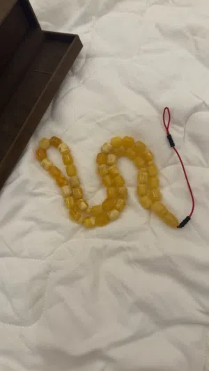 مسباح كهرم نمش خفيف