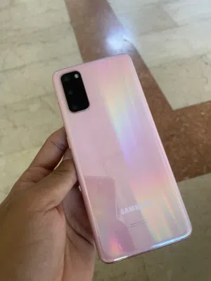 Samsung s20 5g and Sony Xperia 5 II