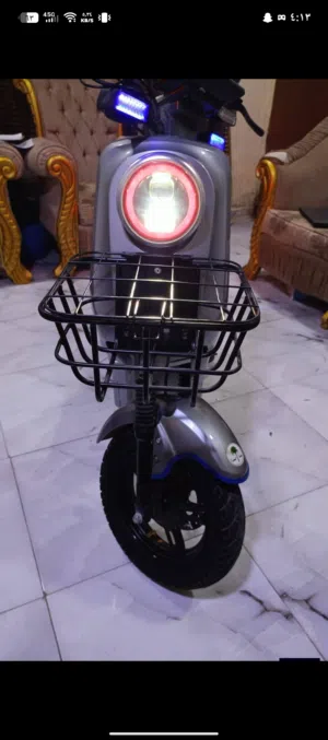 دراجه آر 9