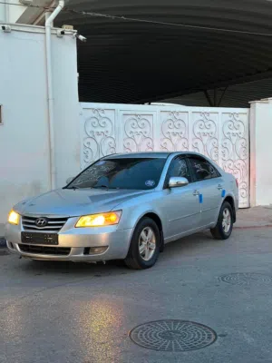 Used Hyundai Sonata in Tripoli