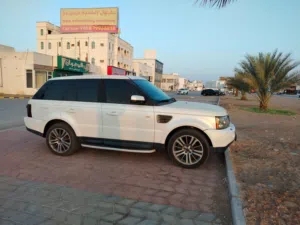 Used Land Rover Range Rover Sport in Al Sharqiya