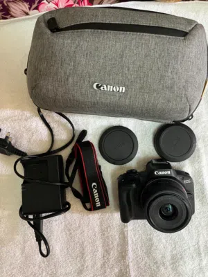 canon r50 DSLR