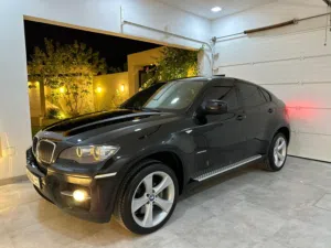 BMW X6 50i  60,000 KM ONLY