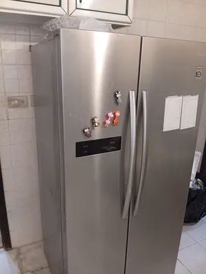 Refrigerators . Midea . Used2