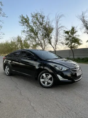 Used Hyundai Avante in Madaba