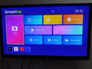 شاشه بسعر لقطه lg.... بكرتونتها