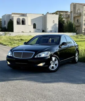 S350 2009 اقل عداد بالمملكه غرغوريه مخزنه شبه جديده اعلى صنف مالك واحد فحص كرت ابيض ترخيص واطي