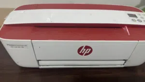 طابعتين HP 3788 الأولى شبه جديدة بحبر ملون كامل والثانية شغالة 100% بكسر خارجي بالغطاء