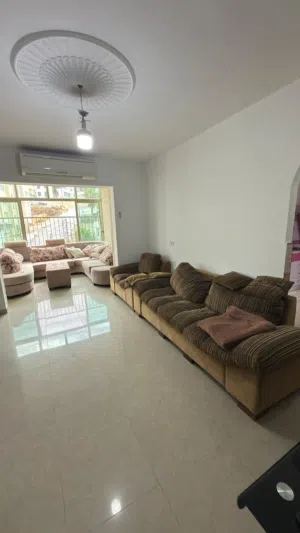 160 m2 3 Bedrooms Apartments for Sale in Ramallah and Al-Bireh Ein Musbah