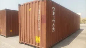 بيع الكونتينرات والكرفانات بحالة ممتازة وأسعار جذابة Sale of containers and portacabins