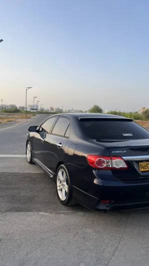 للبيع كرولا امورها طيبه م تشكي من شي