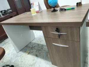 اثاث كامل مكتب للبيع مع مكيف 3 حصان