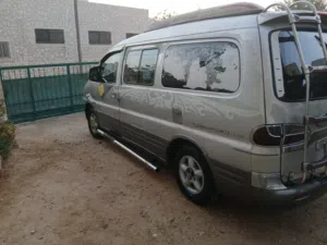 Used Hyundai Staria in Zarqa