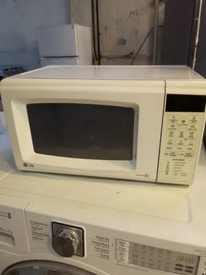 عرض جمعة البيضاء  ميكرويف ال جي 25لتر بسعر 28سامل توصيل