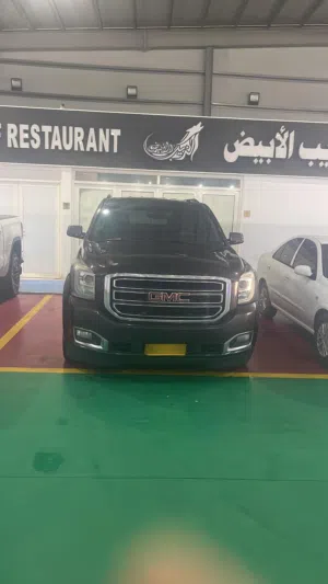 Used GMC Yukon in Buraimi