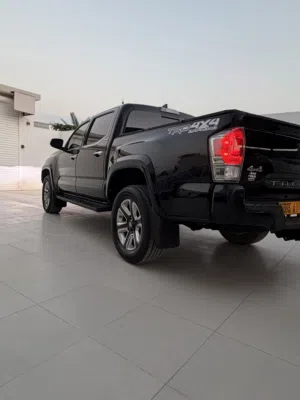 Used Toyota Tacoma in Al Batinah