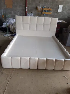 كرفايه شخصين 200 في 180 مع الدوشق فندقي طبي ومتاح تفصيل لجميع الالوان