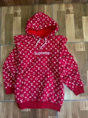 Ferrari Puma, Adidas,Levi's,Pull&Bear , Louis Vuitton,  Jean's and sports /jackets/clothes ....