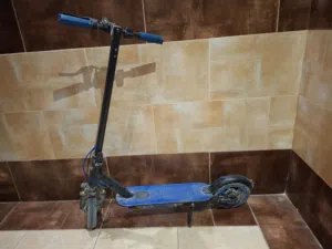 سكوتر كهربائي