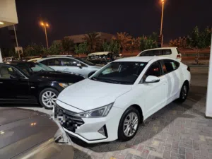 للبيع هيونداي النترا 2020