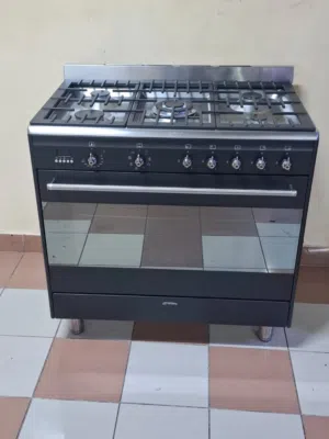 Smeg Black Top Gas oven Electric