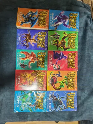 مجموعة كتب Beast Quest الأصلية للبيع (10 كتب)