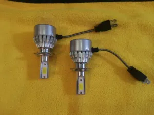 مجموعه اغراض للسياره
