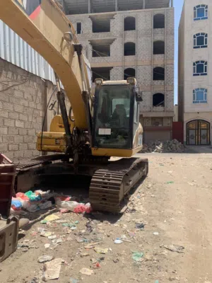 للبيع بوكلين كاتربيلر CAT 320D L وكالة