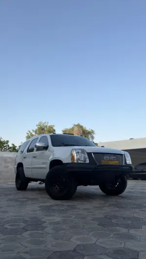 FOR SALE — GMC Yukon Denali 6.2L