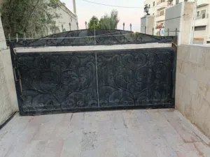 باب كراج للبيع