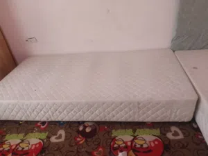 بوكس هيكل سرير بحالة ممتازة عدد 2للبيع المستعجل