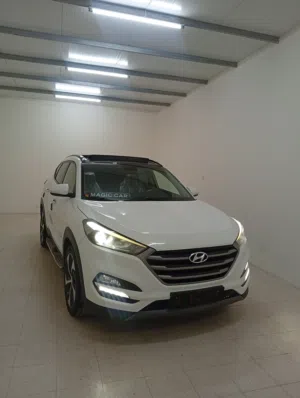 جيب هونداي توسان فل مع بانوراما بيع او بدل