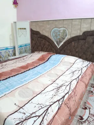 غرفه  6 قطع  نظيفه للبيع